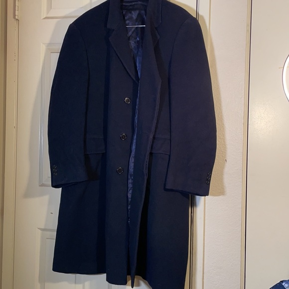 Pierre Balmain cashmere and wool mens trench coat. Size Large. Blue